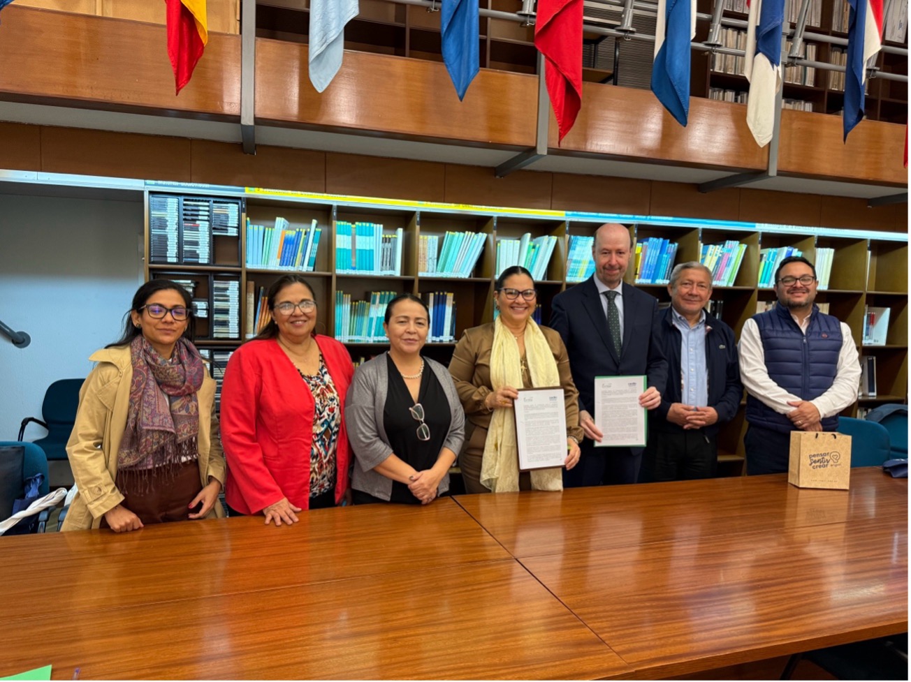 Convenio CEDIA 01.jpg (321 KB)