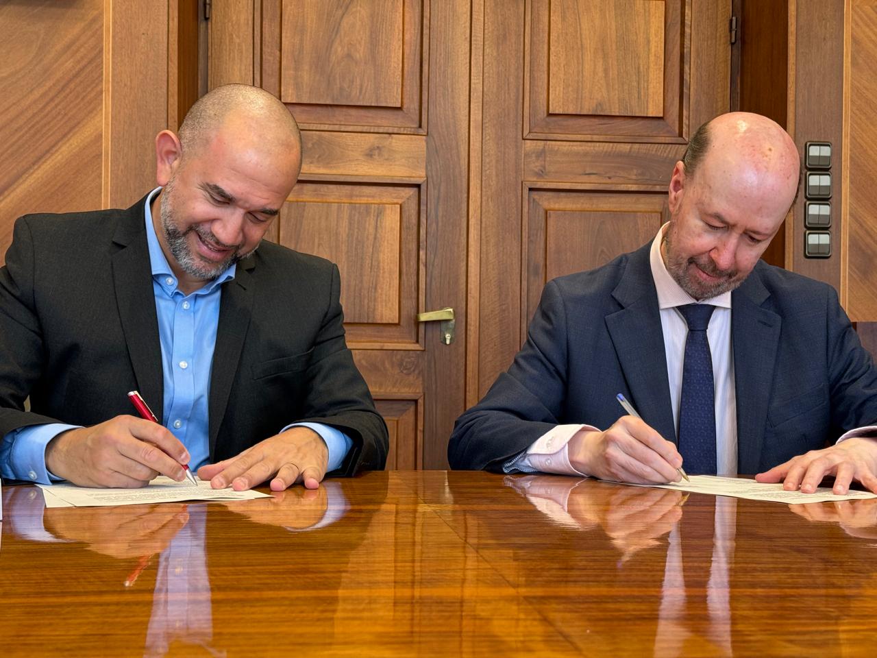 Convenio CLACSO 01.jpeg (162 KB)