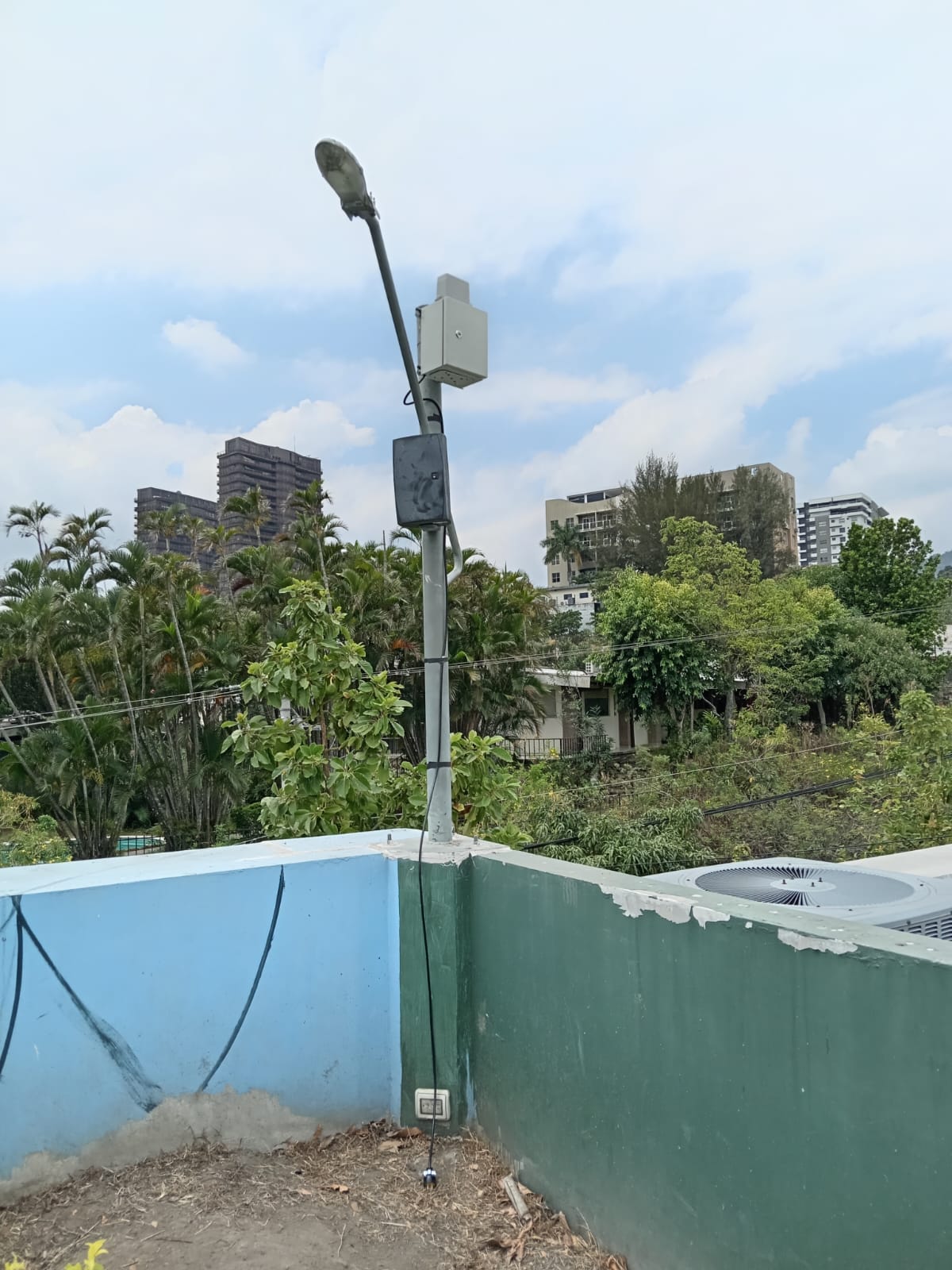 Sensor2.jpeg (212 KB)