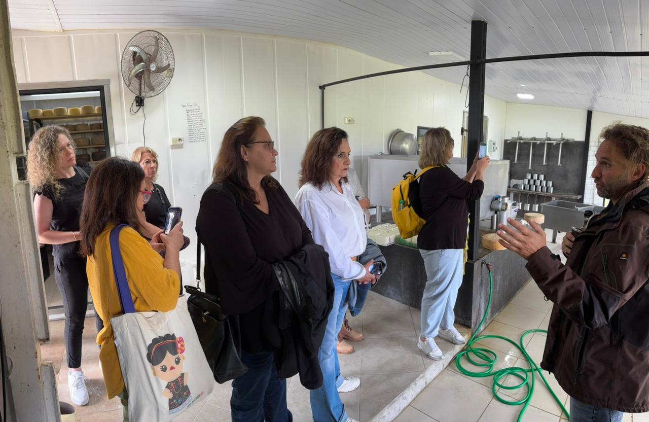 IHDT0912.JPG (130 KB)