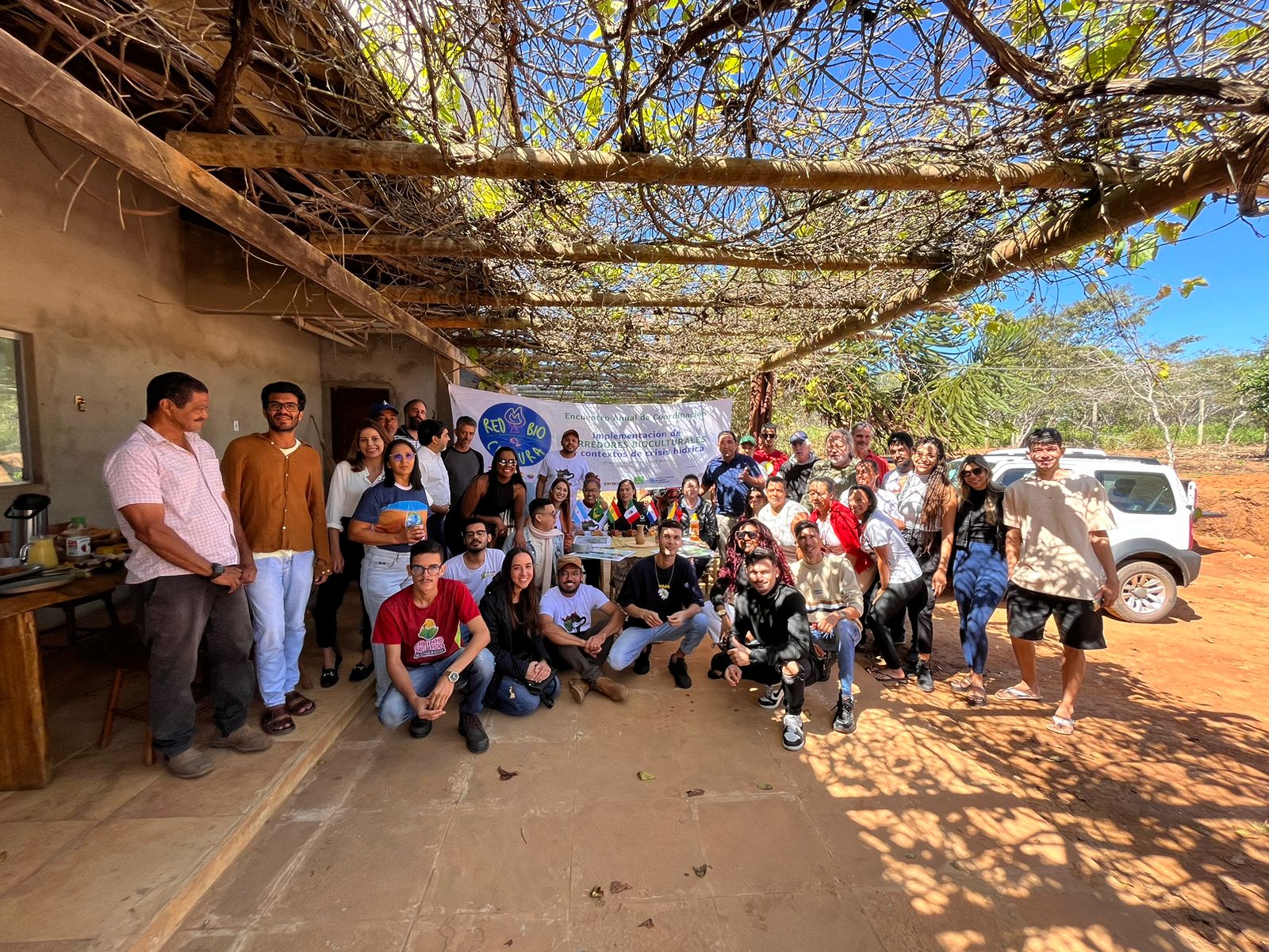 3er dia encuentro 5 foto general.jpg (536 KB)