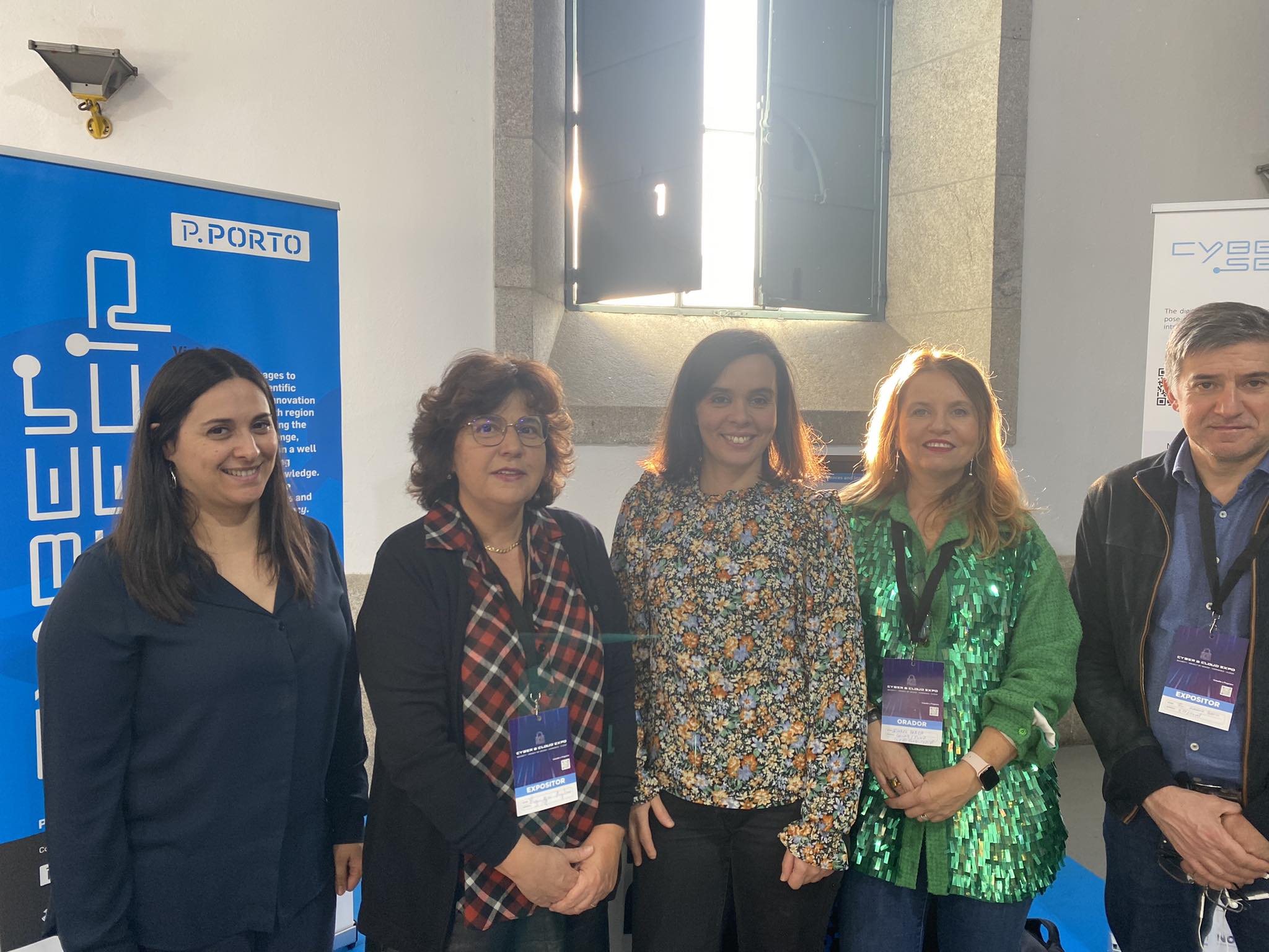 c1b965_2be99f7a5fc942068bfefa2ef05b7fe4~mv2.jpg (314 KB)