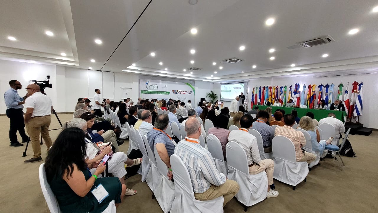 af89ac70-0f44-43c3-bc62-125692f0d887.JPG (173 KB)